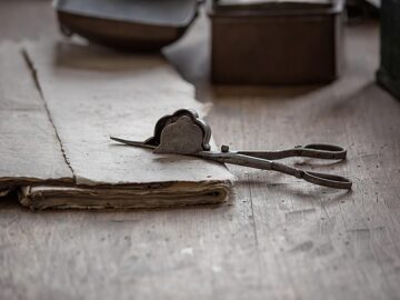 Market Volatility: How Candlestick Patterns Signal the Next Big Stock Moves